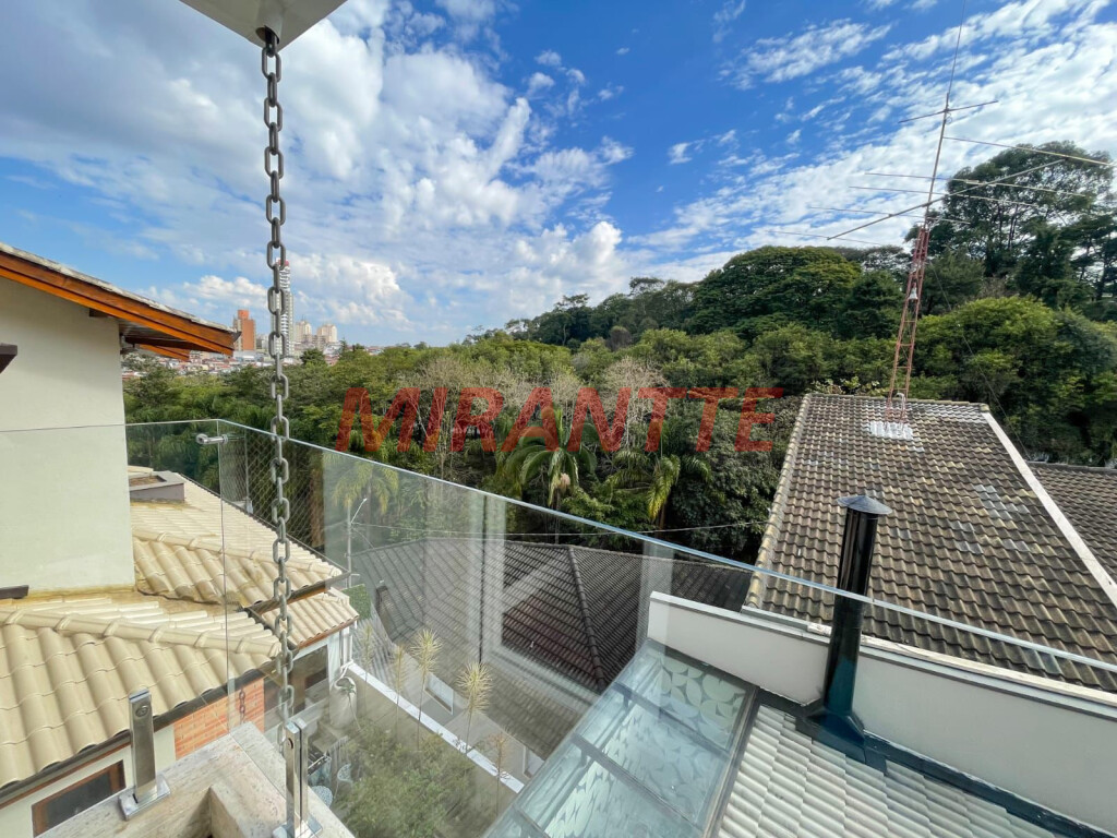 Sobrado de 425m² com 3 quartos em Mandaqui