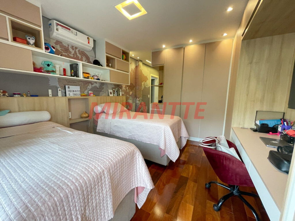 Sobrado de 425m² com 3 quartos em Mandaqui