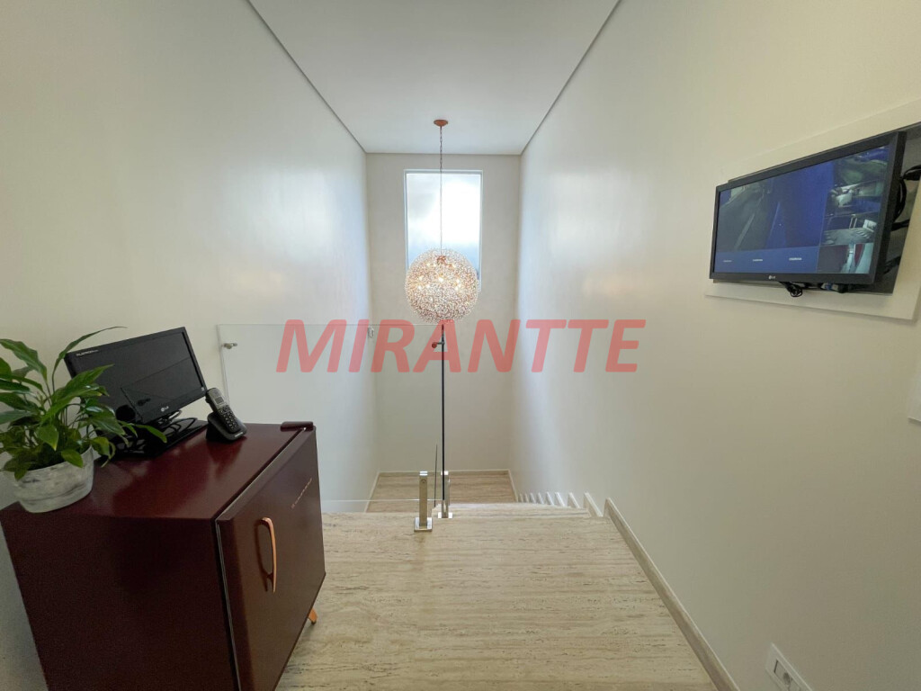 Sobrado de 425m² com 3 quartos em Mandaqui