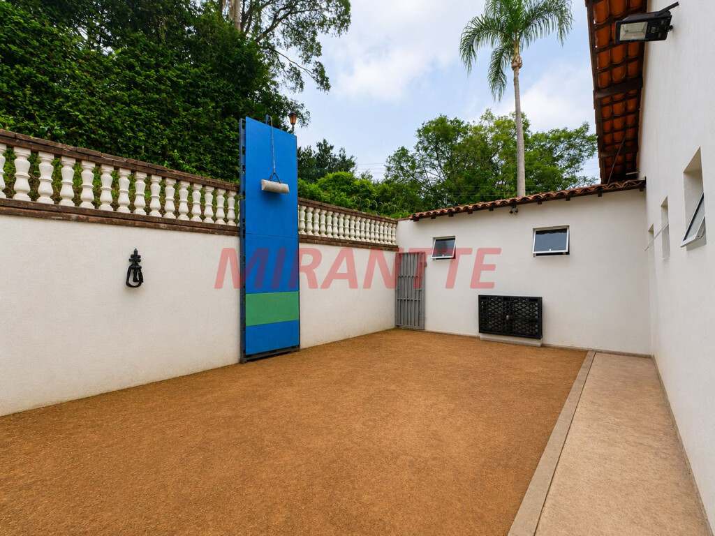 Casa terrea de 231m² com 4 quartos em Vila Albertina