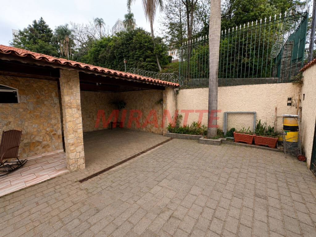Casa terrea de 231m² com 4 quartos em Vila Albertina