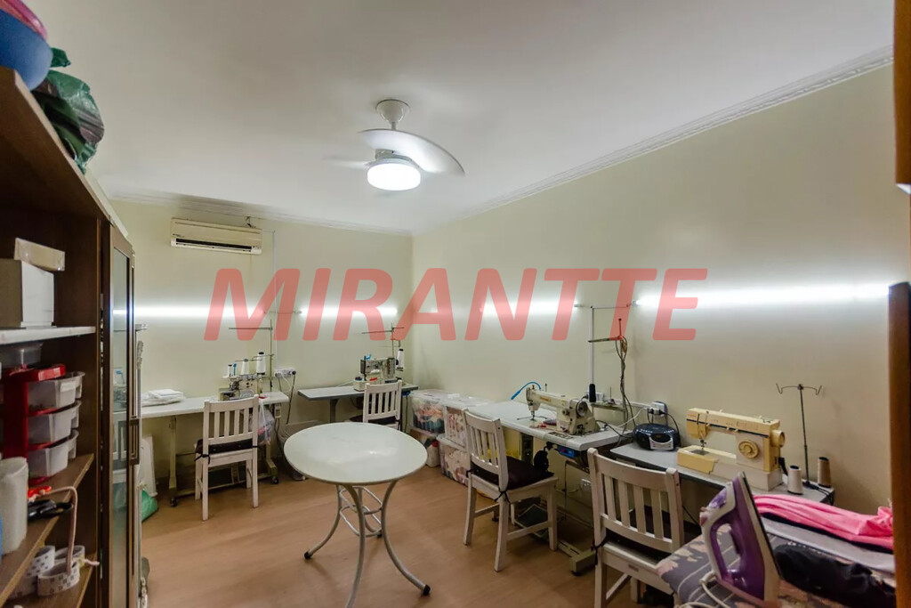Sobrado de 200m² com 3 quartos em Nossa Senhora Do Ó