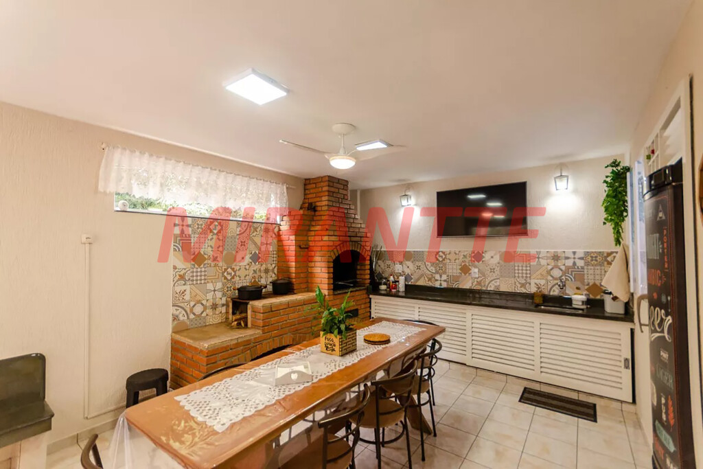 Sobrado de 200m² com 3 quartos em Nossa Senhora Do Ó