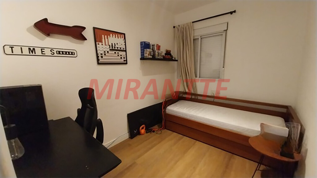 Sobrado de 360m² com 4 quartos em Santana