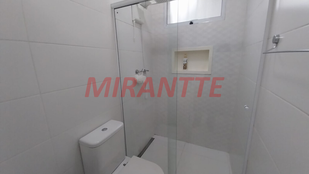Sobrado de 360m² com 4 quartos em Santana