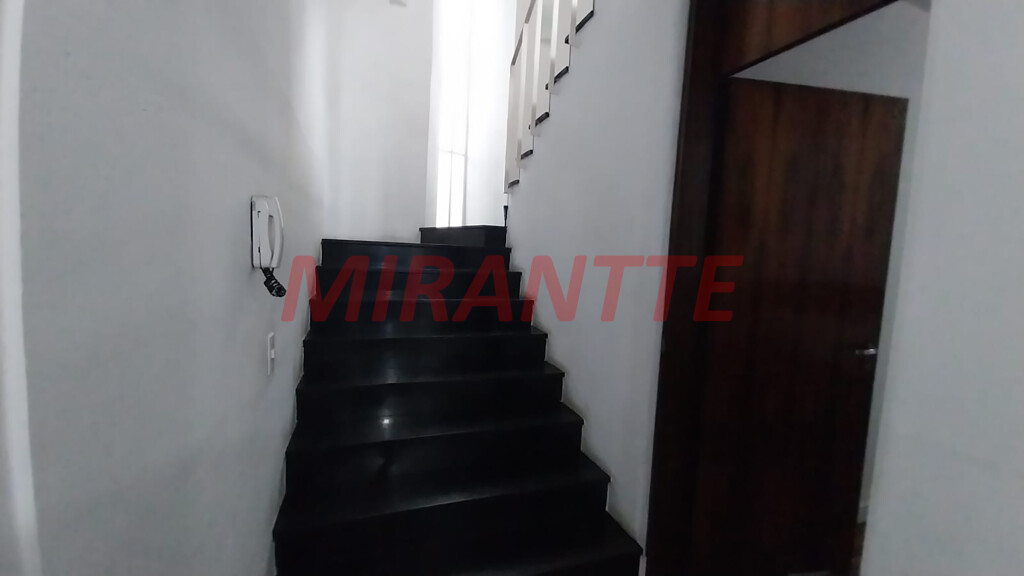 Sobrado de 360m² com 4 quartos em Santana