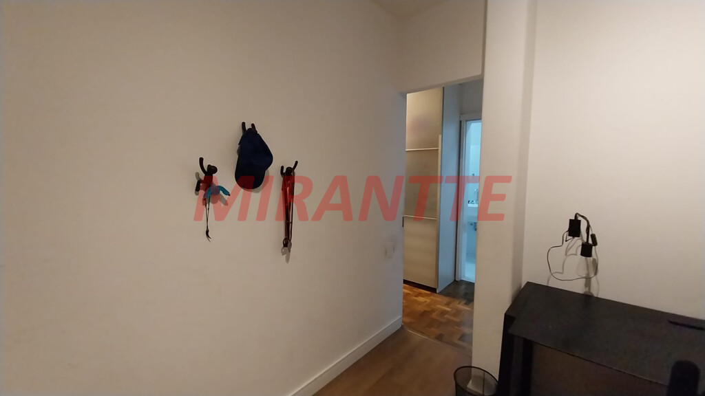 Sobrado de 360m² com 4 quartos em Santana