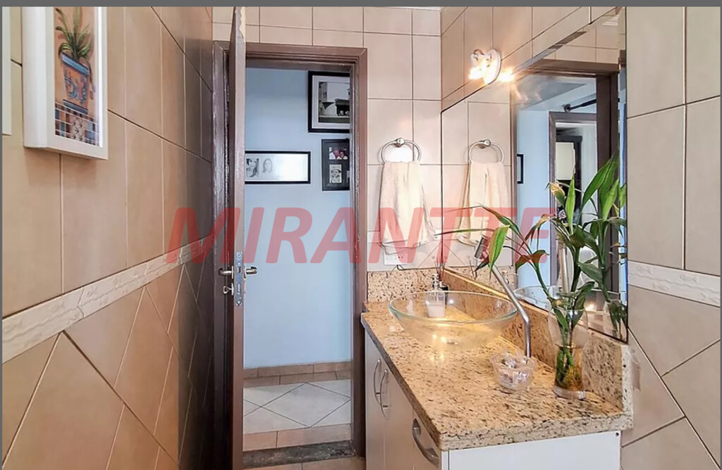 Apartamento de 83m² com 3 quartos em Santana