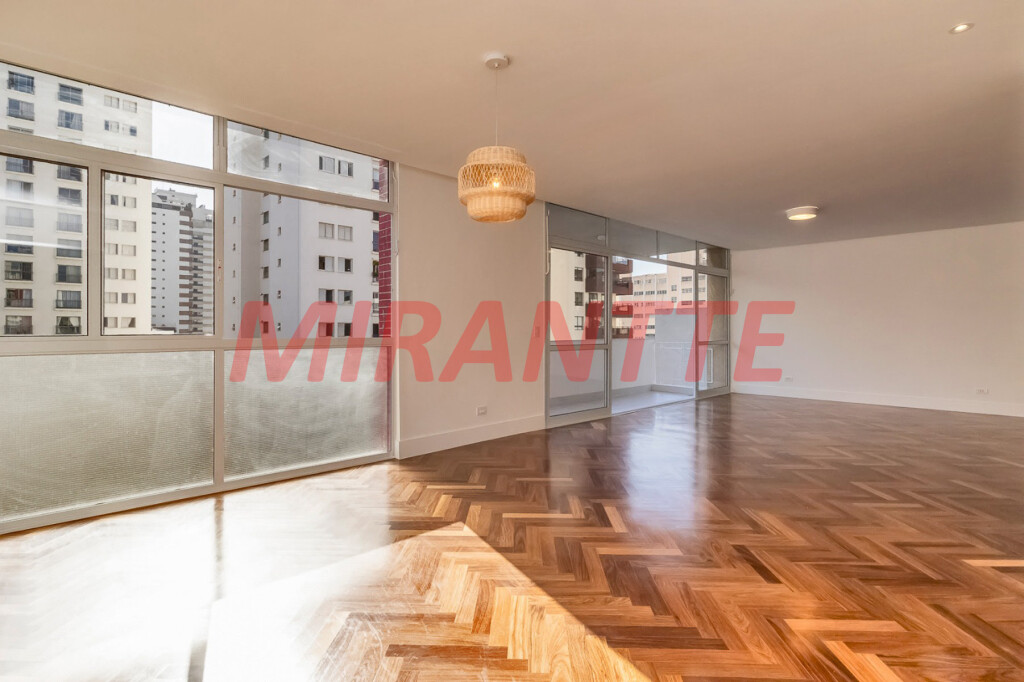 Apartamento de 210m² com 3 quartos em Higienópolis