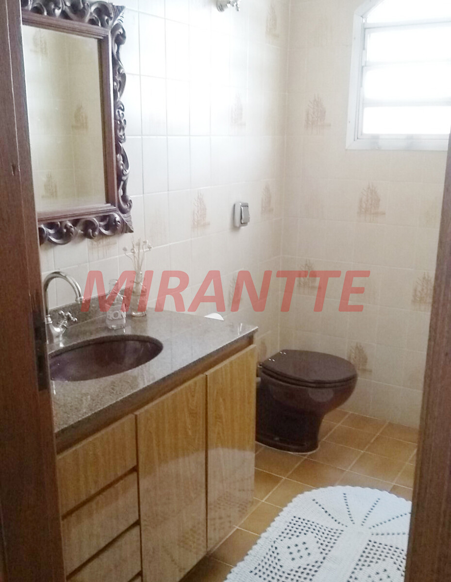 Sobrado de 216m² com 3 quartos em Vila Guilherme