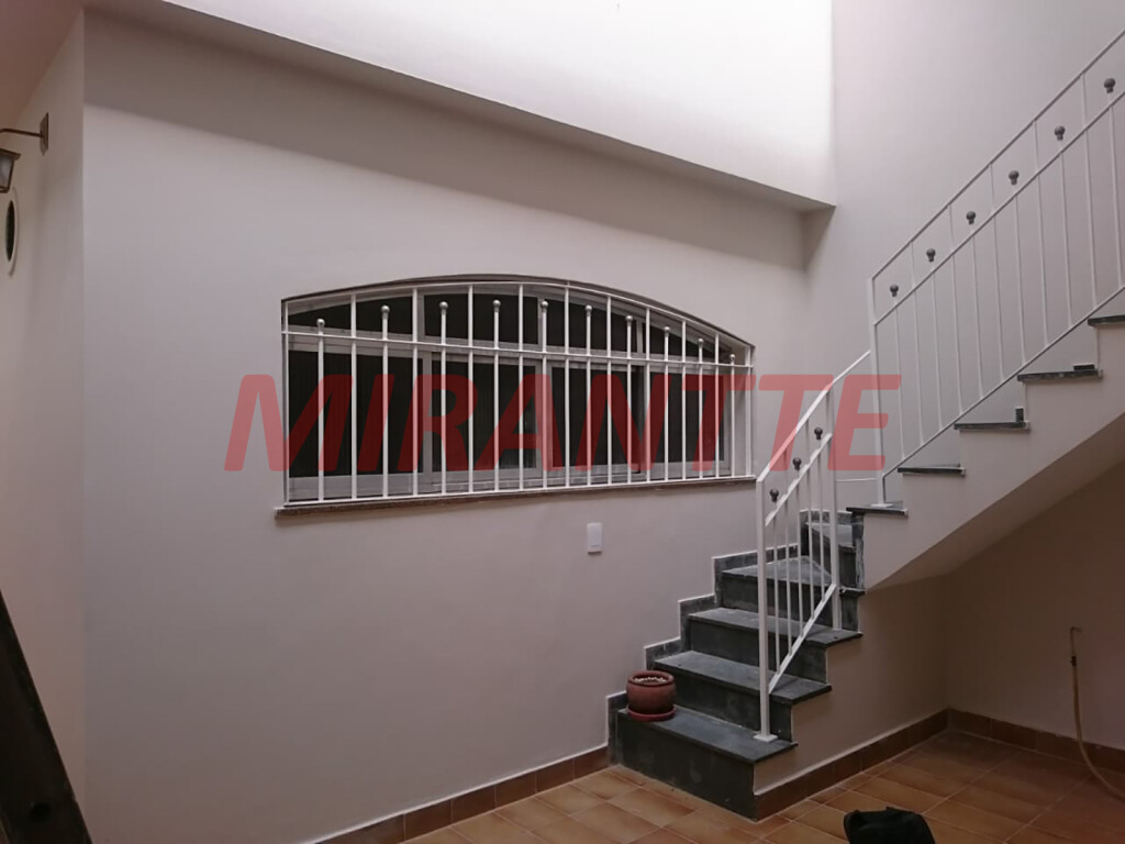 Sobrado de 216m² com 3 quartos em Vila Guilherme