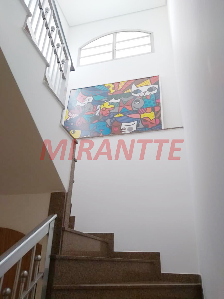 Sobrado de 216m² com 3 quartos em Vila Guilherme
