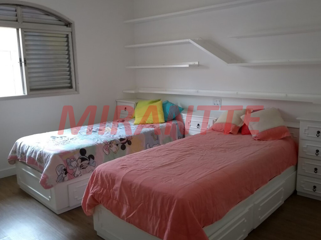 Sobrado de 216m² com 3 quartos em Vila Guilherme