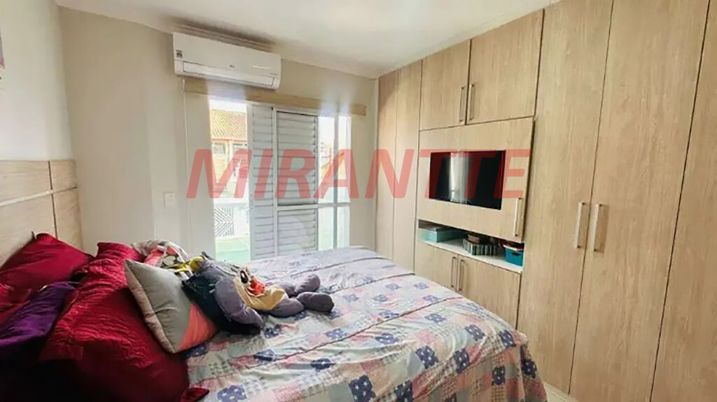 Sobrado com 3 quartos em Guarulhos – Parque Renato Maia