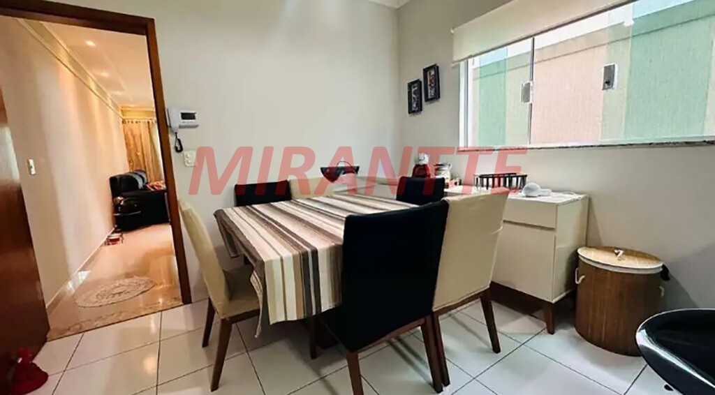 Sobrado com 3 quartos em Guarulhos – Parque Renato Maia