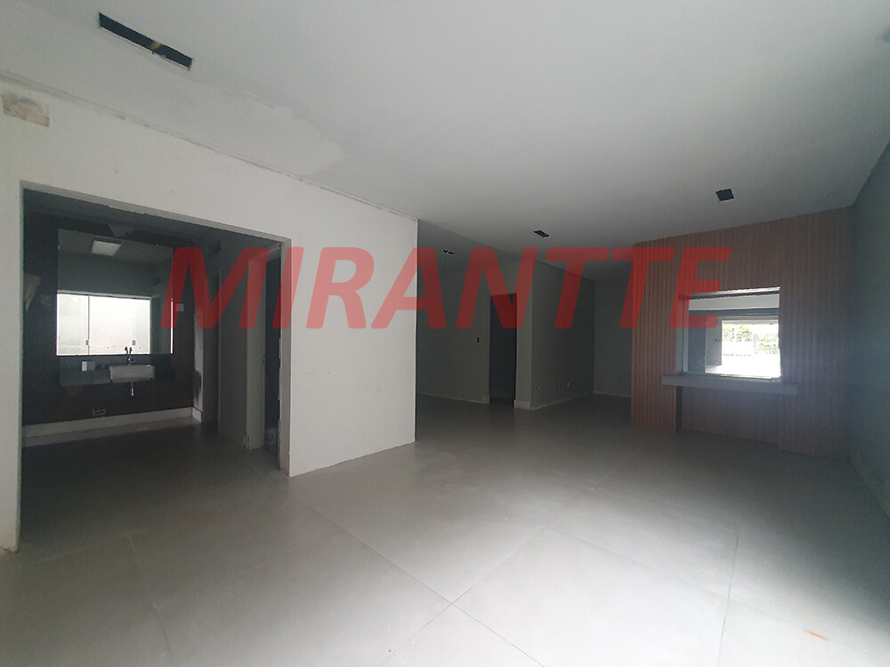 Comercial de 230m² em Indianópolis