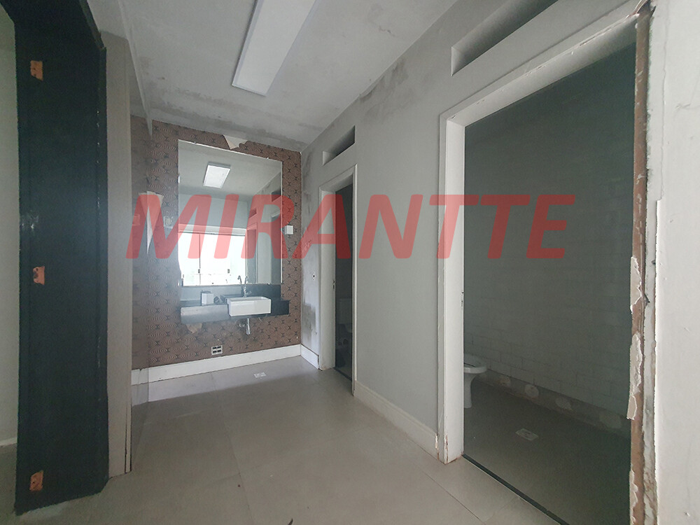 Comercial de 230m² em Indianópolis