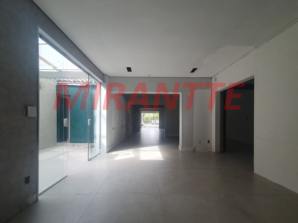 Comercial de 230m² em Indianópolis