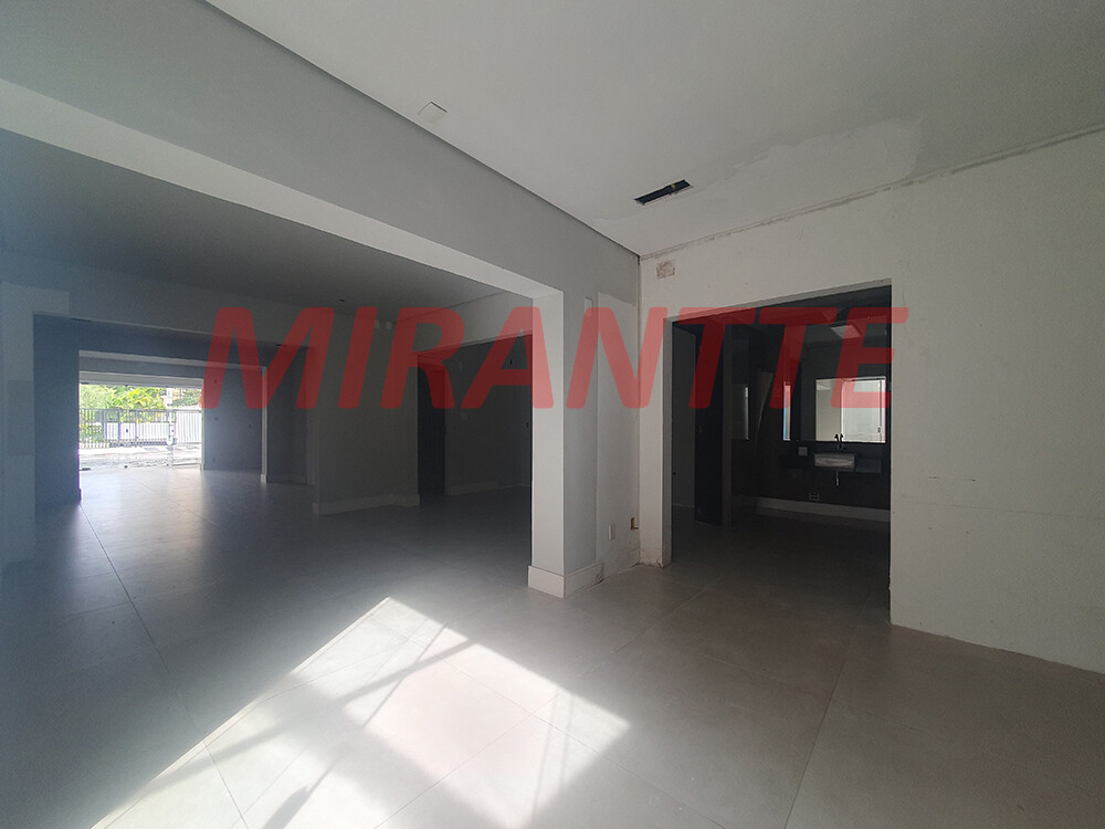 Comercial de 230m² em Indianópolis