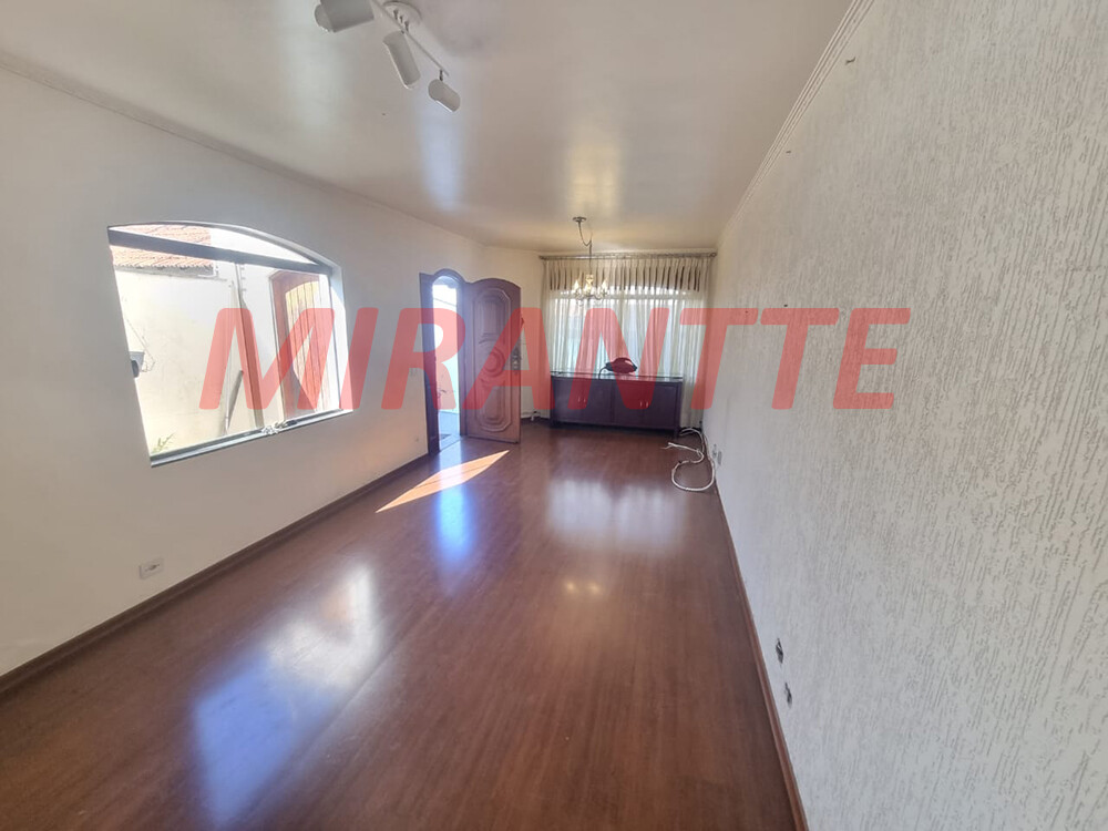 Sobrado de 216m² com 3 quartos em Santa Teresinha