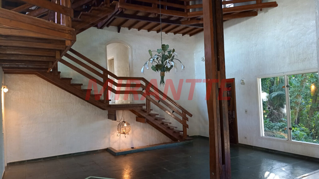 Casa terrea com 3 quartos em Centro – Mairiporã