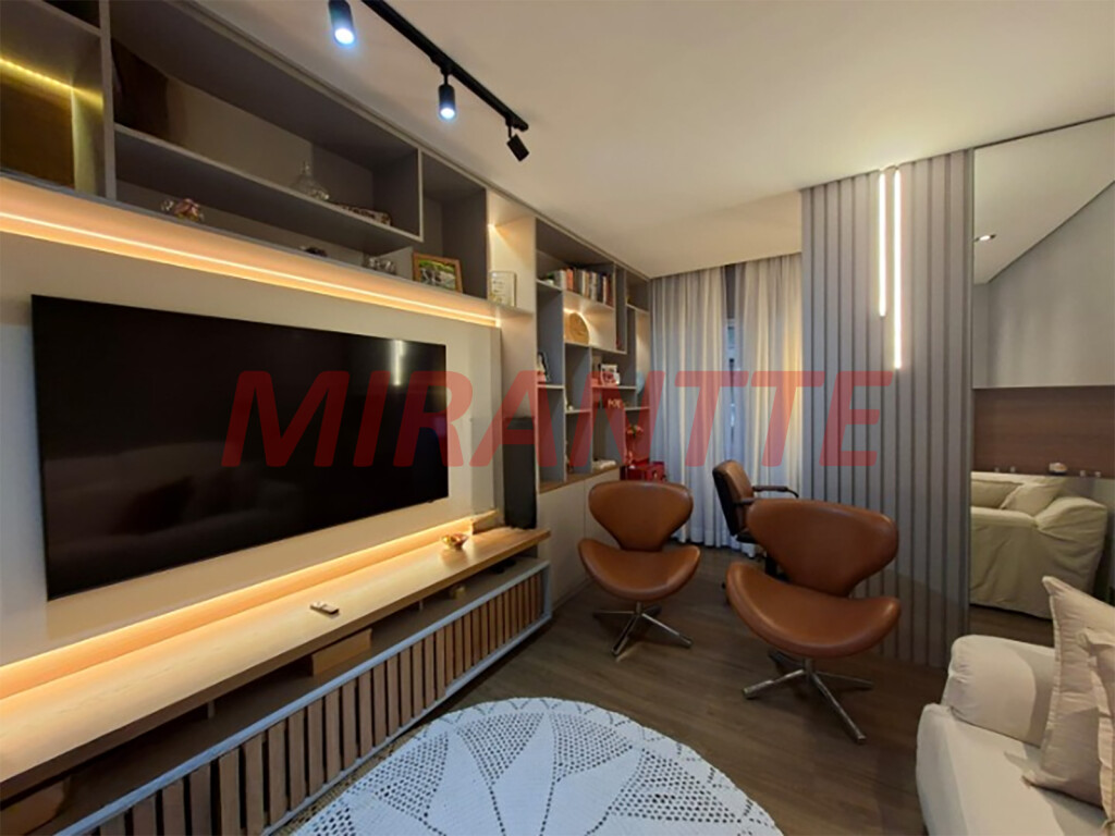 Sobrado de 131m² com 3 quartos em Casa Verde