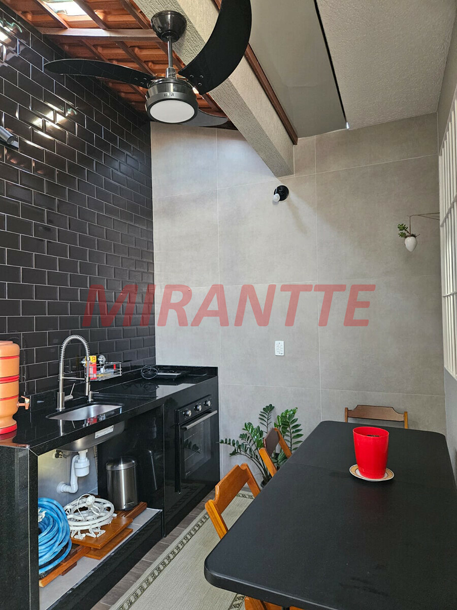 Sobrado de 131m² com 3 quartos em Casa Verde