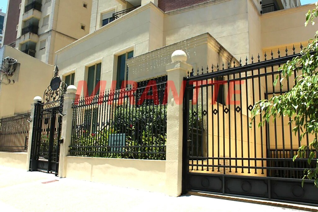 Apartamento de 76m² com 2 quartos em Santana
