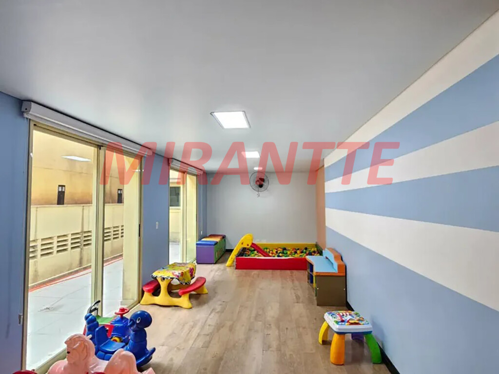 Apartamento de 76m² com 2 quartos em Santana