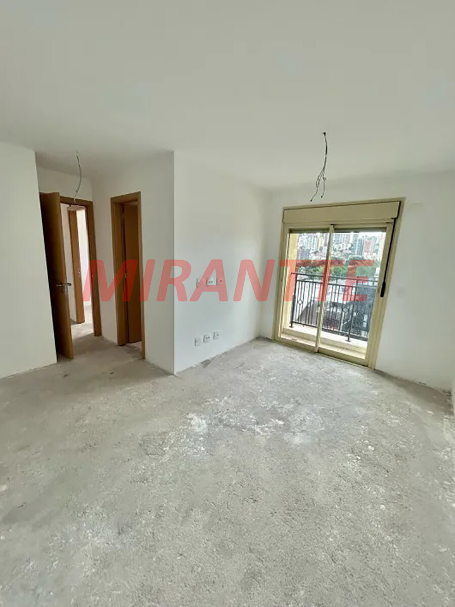 Apartamento de 76m² com 2 quartos em Santana