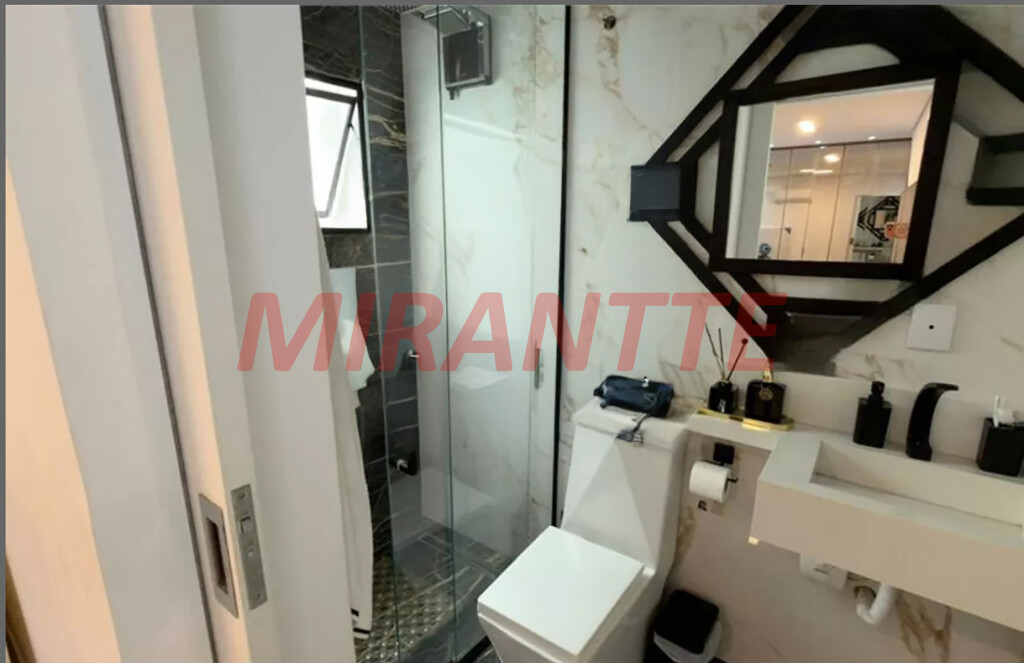 Sobrado de 2017m² com 3 quartos em Vila Pauliceia