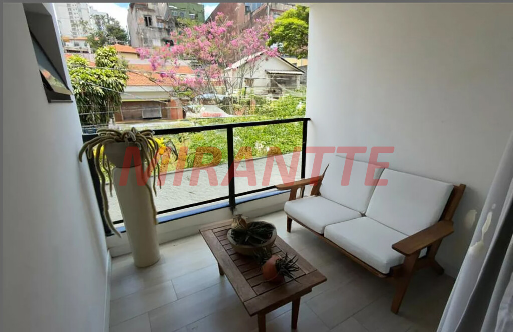 Sobrado de 2017m² com 3 quartos em Vila Pauliceia