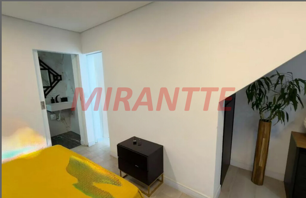 Sobrado de 2017m² com 3 quartos em Vila Pauliceia