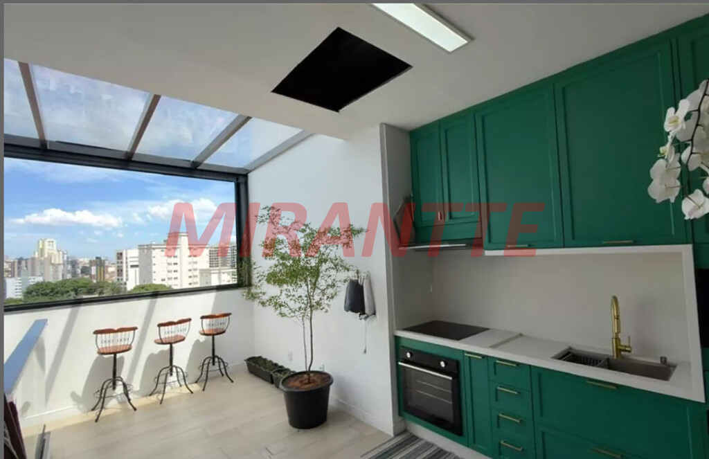 Sobrado de 2017m² com 3 quartos em Vila Pauliceia