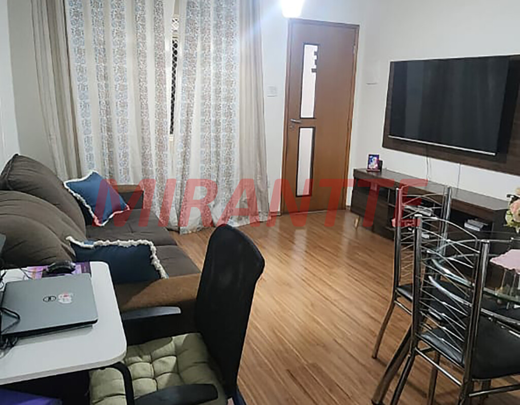 Sobrado de 111m² com 3 quartos em Santana