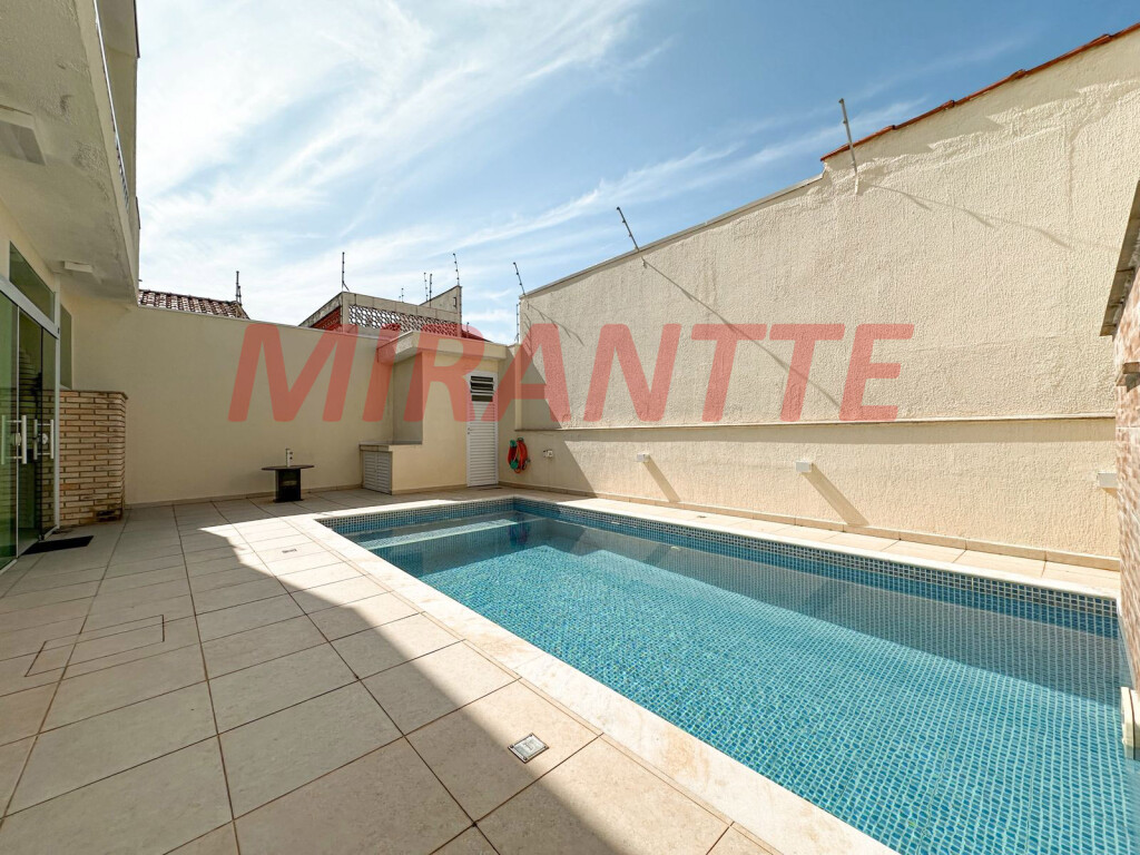 Sobrado de 2018m² com 4 quartos em Peruíbe