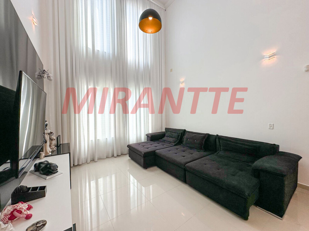 Sobrado de 2018m² com 4 quartos em Peruíbe