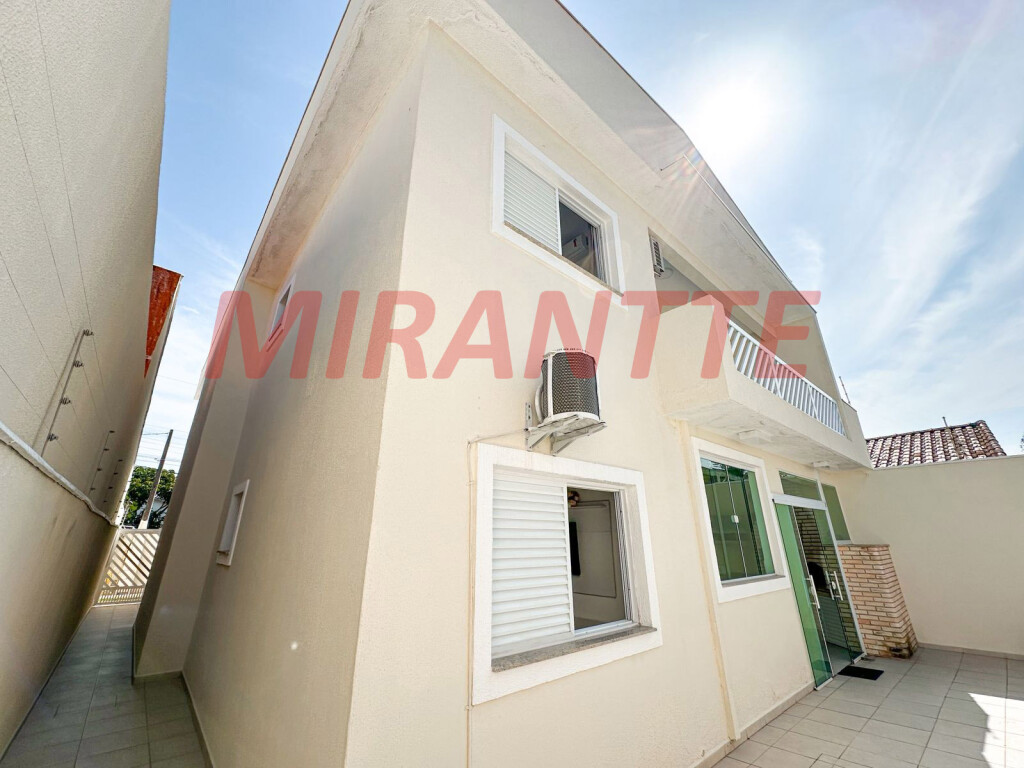 Sobrado de 2018m² com 4 quartos em Peruíbe