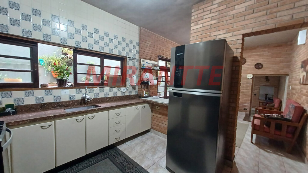Sobrado de 199m² com 3 quartos em Vila Albertina