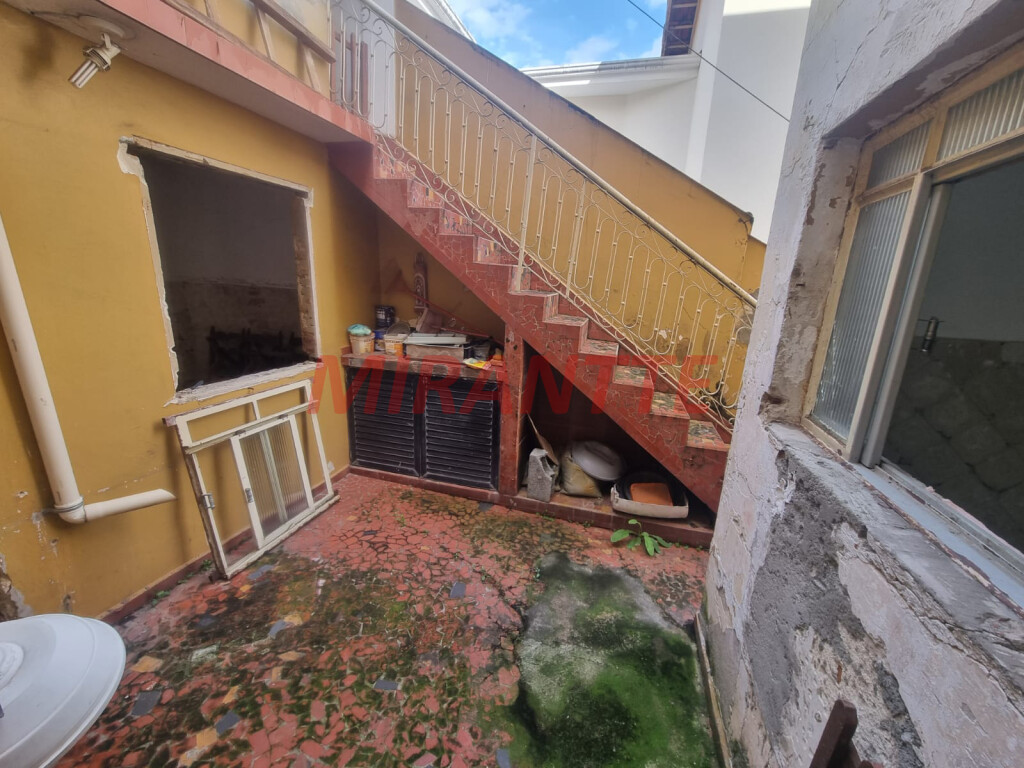 Sobrado de 100m² com 3 quartos em Santana