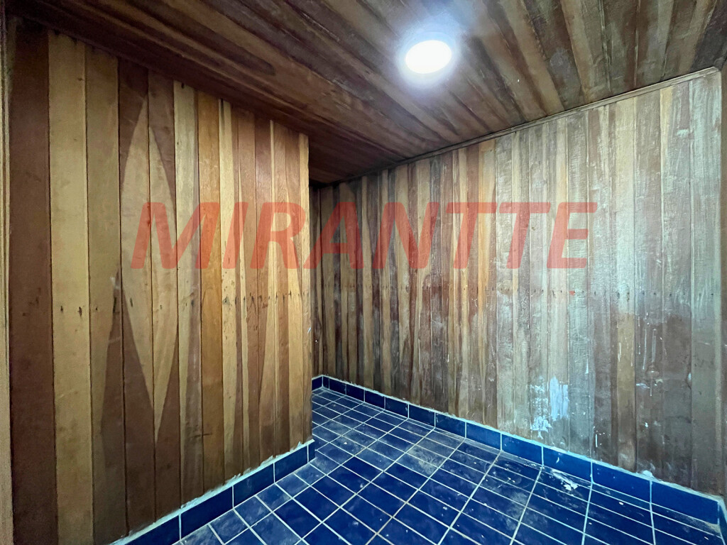 Cond. fechado de 740m² com 6 quartos em Marapé
