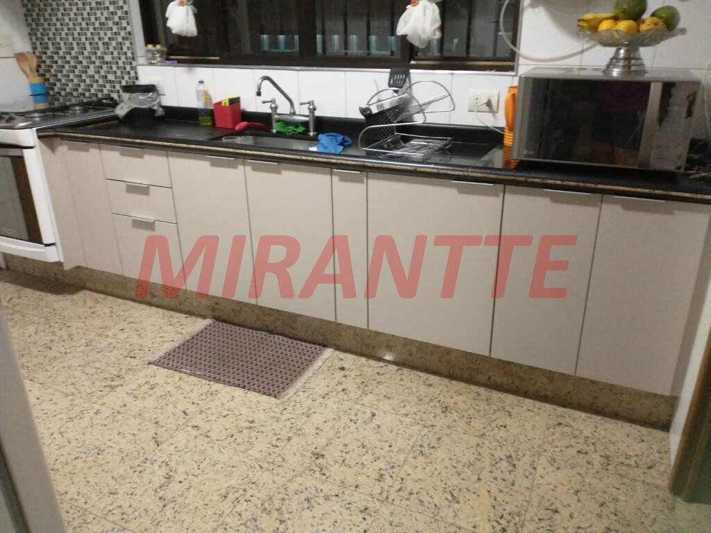 Sobrado de 280m² com 3 quartos em Vila Maria Luisa