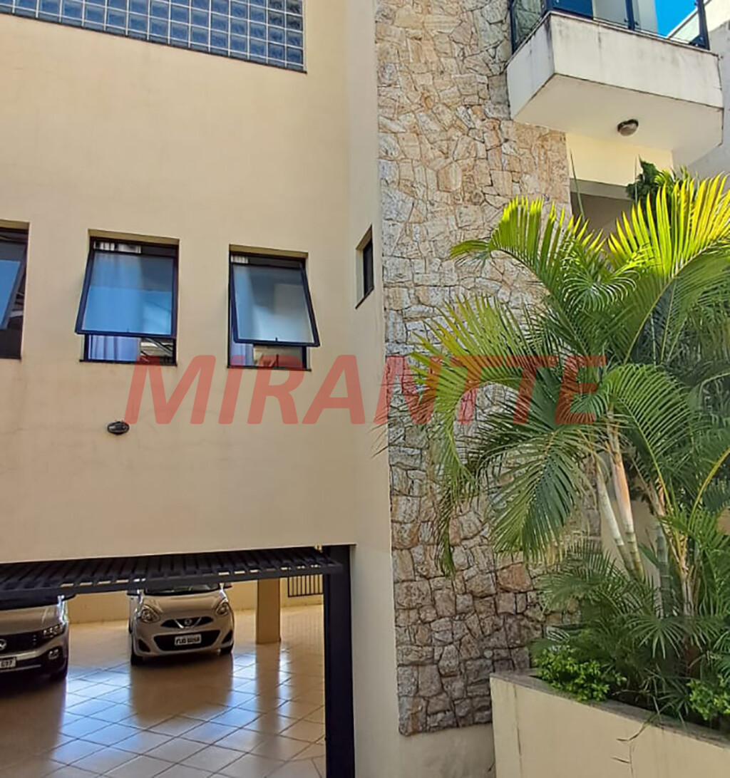 Sobrado de 280m² com 3 quartos em Vila Maria Luisa