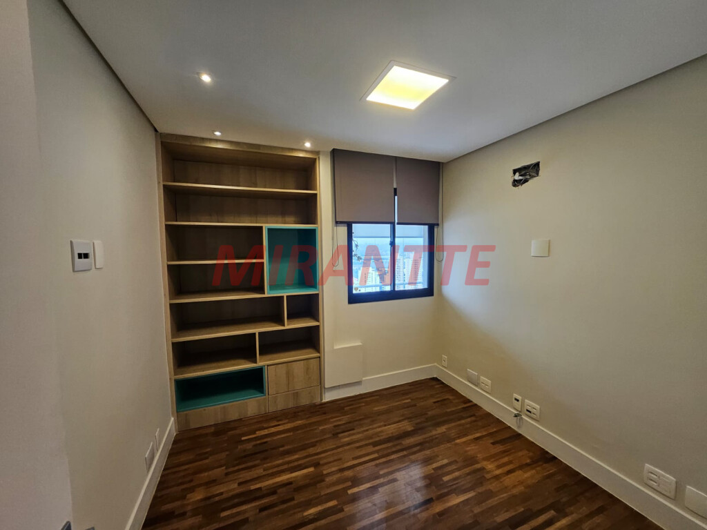 Apartamento de 86m² com 3 quartos em Santana