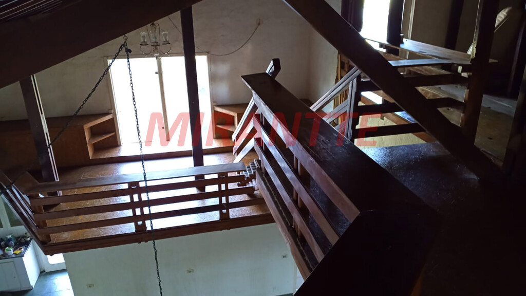 Sobrado de 211m² com 3 quartos em Serra da Cantareira
