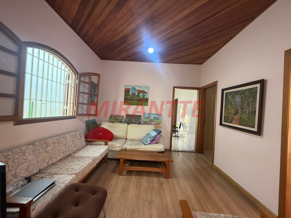 Casa terrea de 222m² com 3 quartos em Jardim Floresta