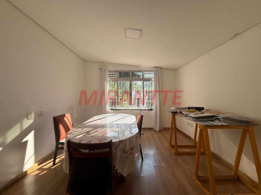 Casa terrea de 222m² com 3 quartos em Jardim Floresta