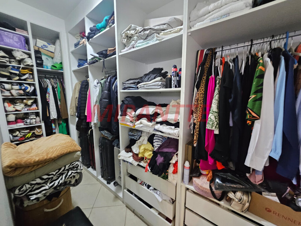 Sobrado de 140m² com 3 quartos em Limão