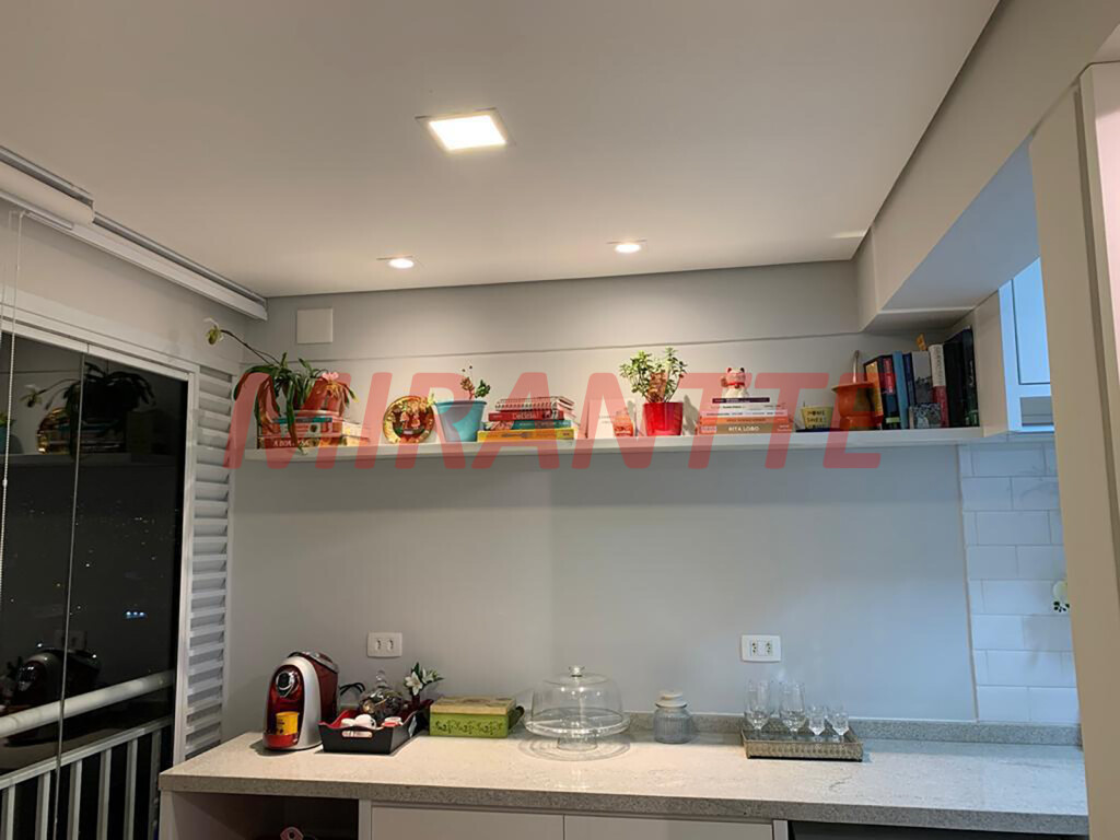 Apartamento de 62m² com 2 quartos em Vila Anastacio