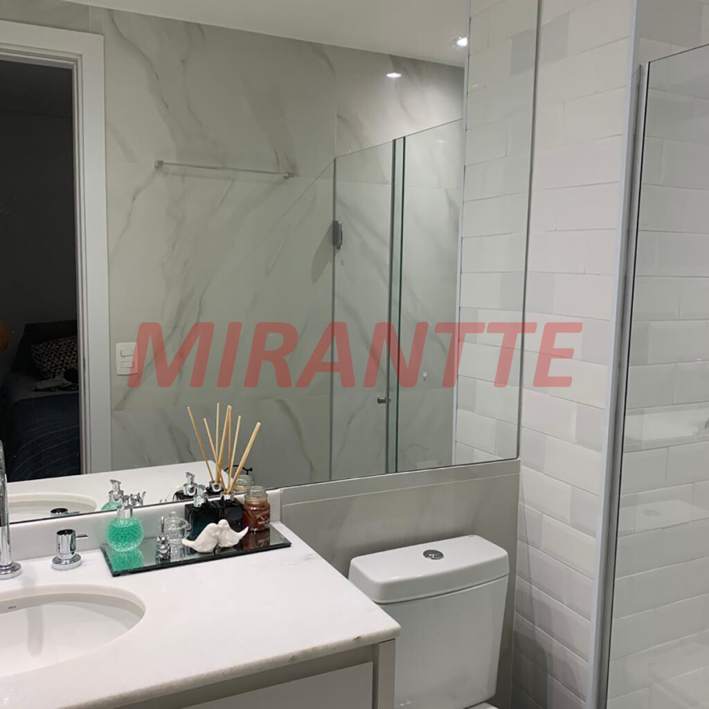 Apartamento de 62m² com 2 quartos em Vila Anastacio